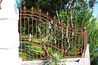 Cancello in ferro battuto con porta pedonale foto 2