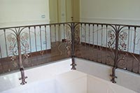 Ringhiera scala interna e parapetto in ferro battuto foto 4