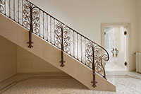Ringhiera scala interna e parapetto in ferro battuto foto 5